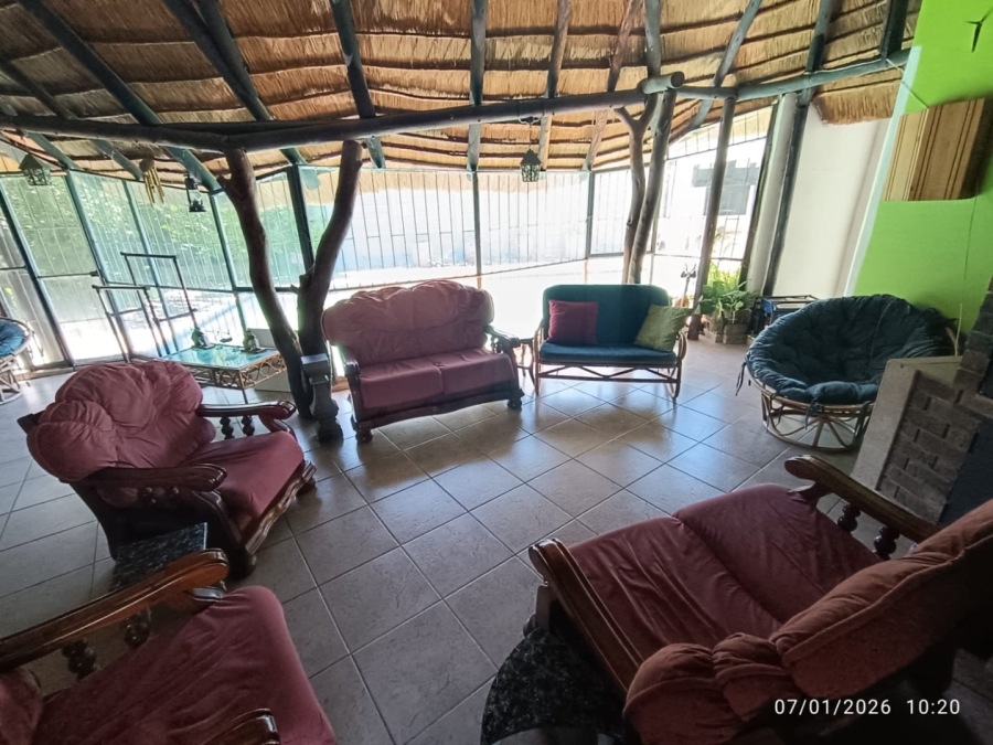 5 Bedroom Property for Sale in Wilkeville North West